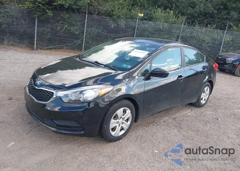 2015 Kia Forte Lx z USA, uszkodzony, nr VIN KNAFK4A68F5418622